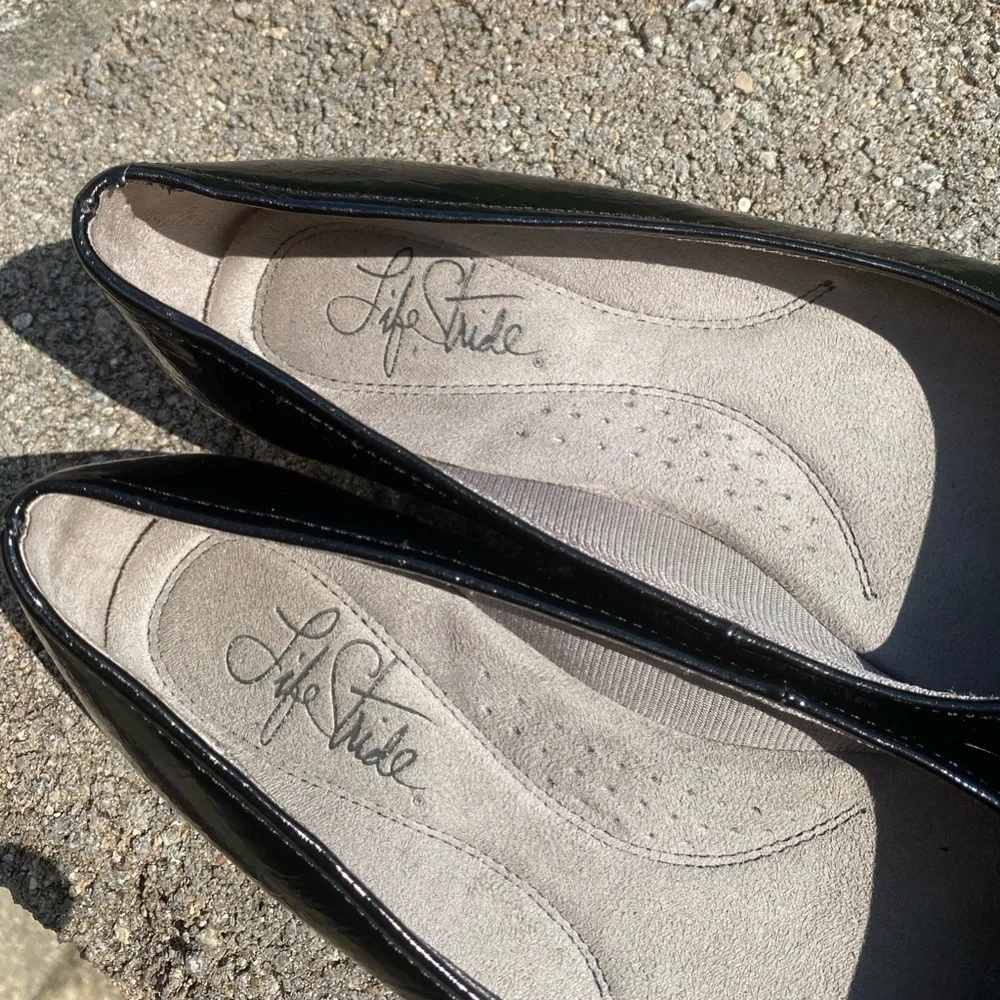 LIFE STRIDE~SOFT SYSTEM ~DIVA~BLACK~SIZE 5.5~WOMEN’S~BALLET FLATS~USED BARELY~BR